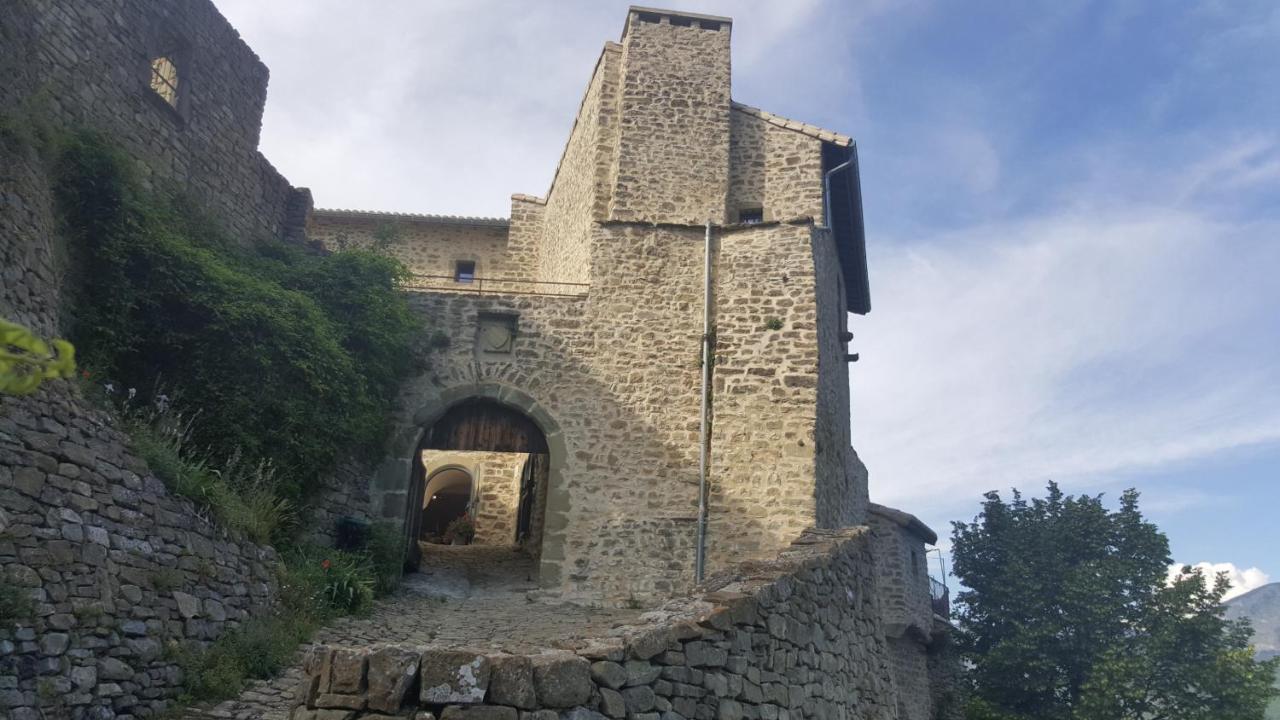 Chateau Du Poet-Celard Le Poët-Célard Εξωτερικό φωτογραφία